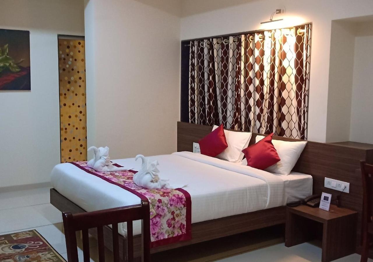 Kankavali The Hotel Relax Kankavli מראה חיצוני תמונה