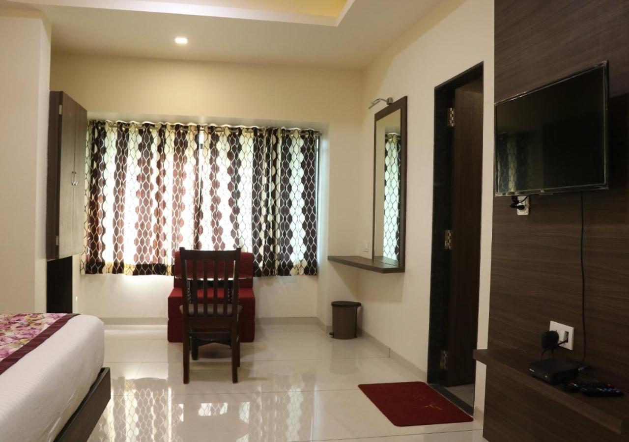 Kankavali The Hotel Relax Kankavli מראה חיצוני תמונה