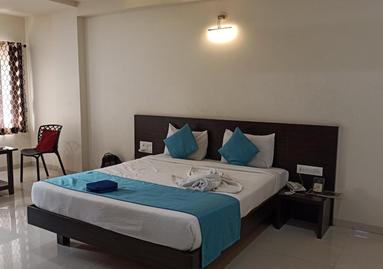 Kankavali The Hotel Relax Kankavli מראה חיצוני תמונה