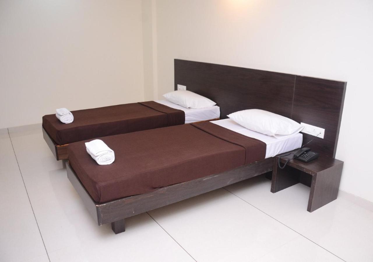 Kankavali The Hotel Relax Kankavli מראה חיצוני תמונה